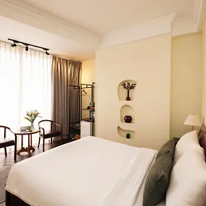 https://9-hostel-and-suites.hotelsvungtau.com